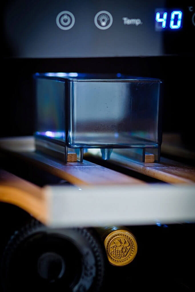 Whynter BWR18SA 18 Bottle Wine Refrigerator