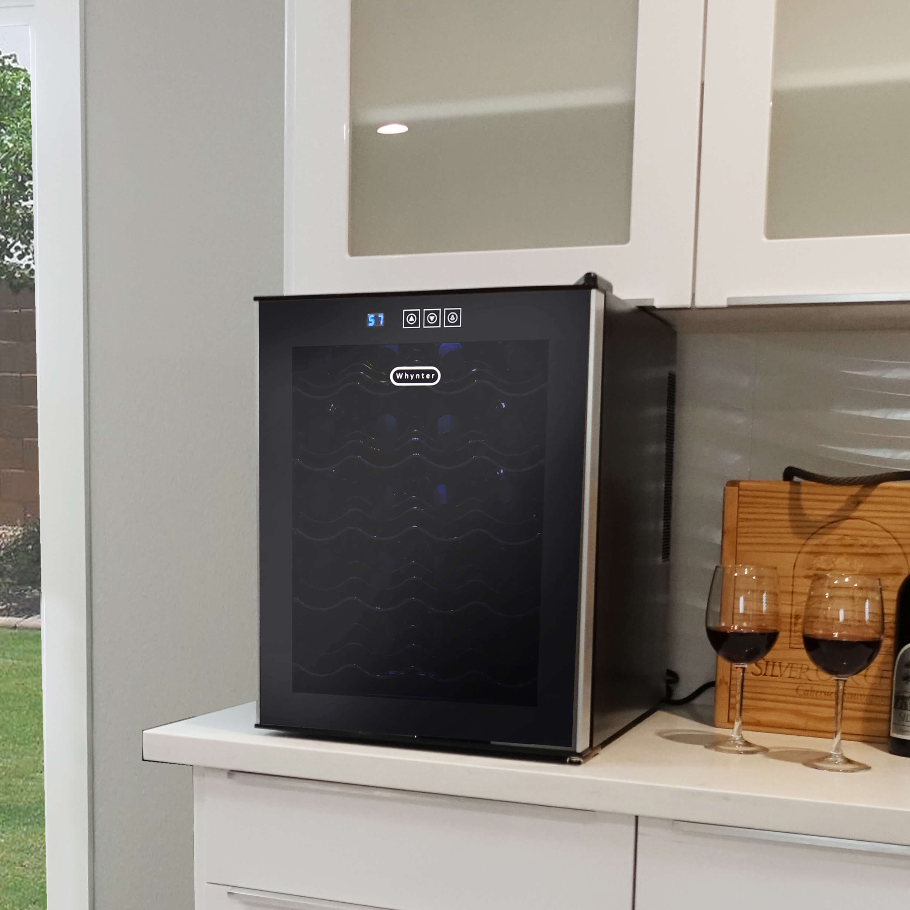 thermoelectric wine cooler wc 201td whynter 20 bottle freestanding thermoelectric thermoelectric wine cooler wc 201td whynter 20 bottle freestanding thermoelectric